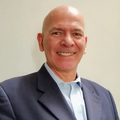 Alfonso Roberto Morales San Román Headshot